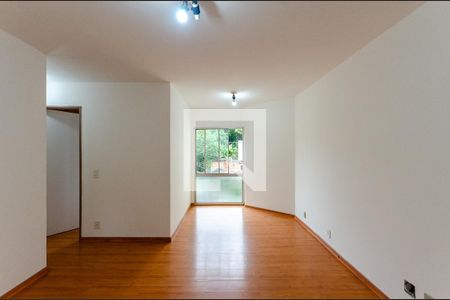 Sala de apartamento para alugar com 3 quartos, 63m² em Vila Albertina, São Paulo