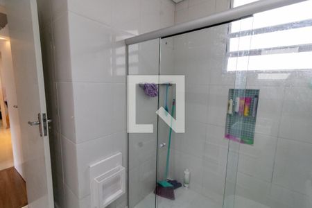 Banheiro da Suíte de casa à venda com 3 quartos, 192m² em Partenon, Porto Alegre