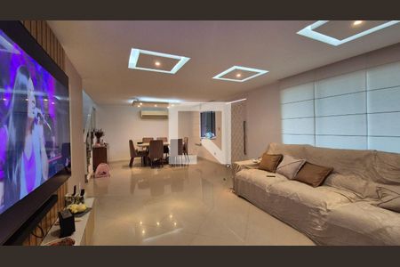 Sala de casa de condomínio à venda com 4 quartos, 504m² em Vargem Grande, Rio de Janeiro