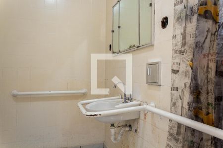 Banheiro da Suíte 1 de casa para alugar com 3 quartos, 375m² em Jardim do Mar, São Bernardo do Campo