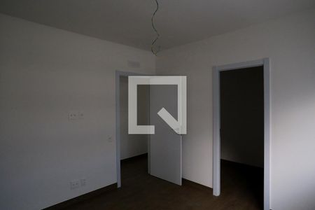 Suíte de apartamento à venda com 2 quartos, 107m² em Funcionários, Belo Horizonte