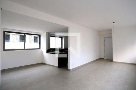 Sala de apartamento à venda com 2 quartos, 107m² em Funcionários, Belo Horizonte