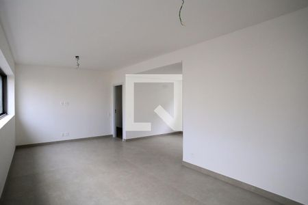 Sala de apartamento à venda com 2 quartos, 107m² em Funcionários, Belo Horizonte