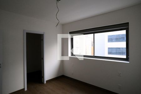 Suíte de apartamento à venda com 2 quartos, 107m² em Funcionários, Belo Horizonte