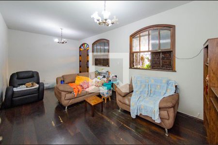 Sala de casa à venda com 4 quartos, 300m² em Padre Eustáquio, Belo Horizonte