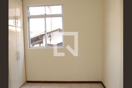 Quarto 1 de apartamento à venda com 2 quartos, 60m² em Sagrada Família, Belo Horizonte