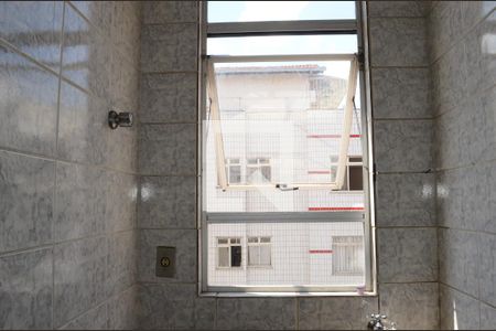 area de serviço de apartamento à venda com 2 quartos, 60m² em Sagrada Família, Belo Horizonte