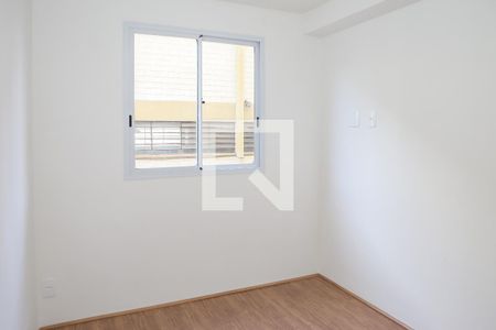 Suíte de apartamento para alugar com 1 quarto, 27m² em Parque Industrial Tomas Edson, São Paulo