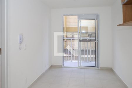 Apartamento para alugar com 1 quarto, 27m² em Parque Industrial Tomas Edson, São Paulo