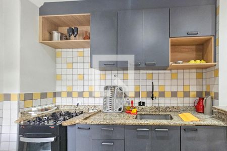 cozinha de apartamento para alugar com 3 quartos, 207m² em Jardim Tejereba, Guarujá