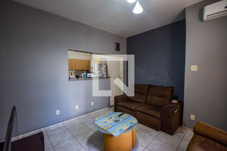 Sala de casa de condomínio à venda com 3 quartos, 70m² em Méier, Rio de Janeiro