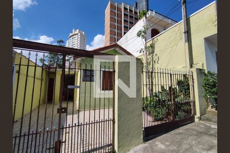 Fachada de casa à venda com 3 quartos, 95m² em Vila Santo Estefano, São Paulo