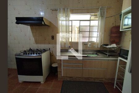Cozinha  de casa à venda com 3 quartos, 95m² em Vila Santo Estefano, São Paulo