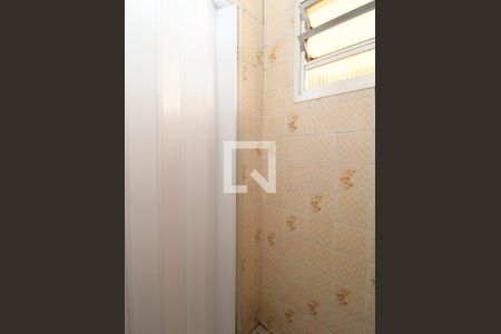 Banheiro de apartamento para alugar com 2 quartos, 70m² em Vila Sabrina, São Paulo
