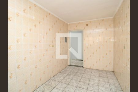 Cozinha de apartamento para alugar com 2 quartos, 70m² em Vila Sabrina, São Paulo