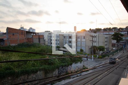 Vista Quarto 1 de casa à venda com 2 quartos, 100m² em Moinho Velho, São Paulo
