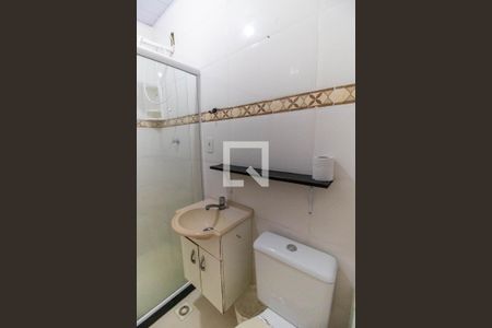 Banheiro de casa para alugar com 2 quartos, 200m² em Piratininga, Niterói