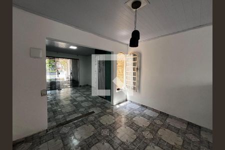 Sala de casa para alugar com 2 quartos, 80m² em Casa 19, Brasília