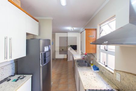 Cozinha de casa à venda com 3 quartos, 240m² em Jardim America, São Leopoldo