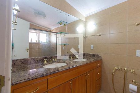Banheiro da Suíte de casa à venda com 3 quartos, 240m² em Jardim America, São Leopoldo