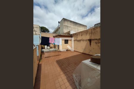 Quintal de casa à venda com 2 quartos, 150m² em Jardim Santa Emilia, São Paulo