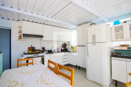 Cozinha de apartamento à venda com 3 quartos, 88m² em Vila Scarpelli, Santo André