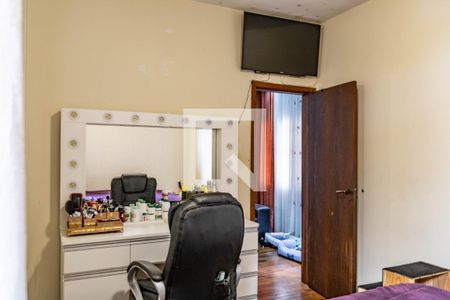 Quarto 1 de casa à venda com 3 quartos, 190m² em Alto Caiçaras, Belo Horizonte