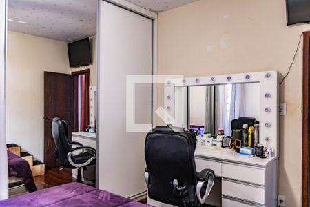 Quarto 1 de casa à venda com 3 quartos, 190m² em Alto Caiçaras, Belo Horizonte