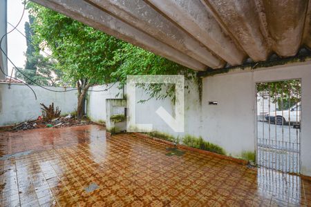 Garagem de casa para alugar com 4 quartos, 128m² em Jardim Ernestina, São Paulo