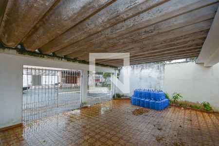 Garagem de casa para alugar com 4 quartos, 128m² em Jardim Ernestina, São Paulo