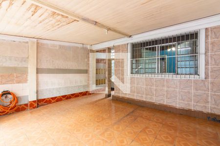Garagem de casa à venda com 2 quartos, 107m² em Bela Vista, Osasco