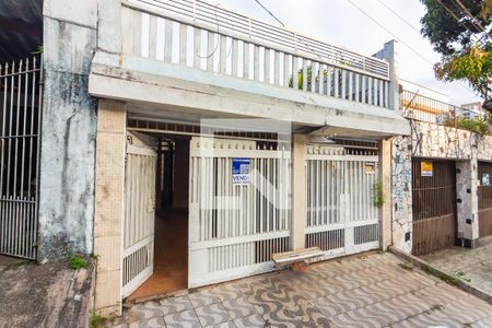 Fachada de casa à venda com 2 quartos, 107m² em Bela Vista, Osasco