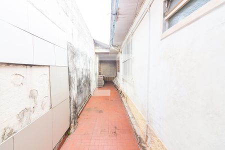Quintal de casa à venda com 2 quartos, 107m² em Bela Vista, Osasco