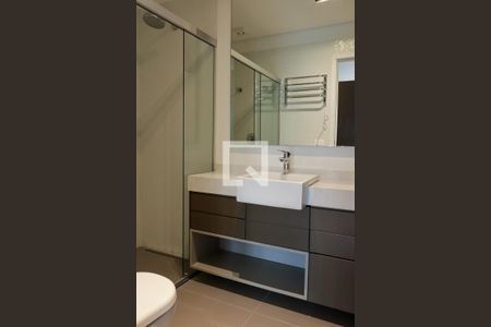 Banheiro de kitnet/studio à venda com 1 quarto, 52m² em Indianópolis, São Paulo