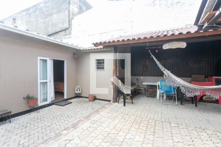 área externa de casa à venda com 5 quartos, 270m² em Navegantes, Porto Alegre