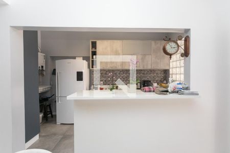 Cozinha de casa à venda com 5 quartos, 270m² em Navegantes, Porto Alegre