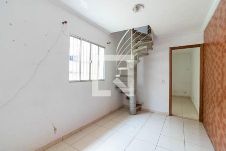 Sala de TV de casa à venda com 2 quartos, 150m² em Santana, São Paulo