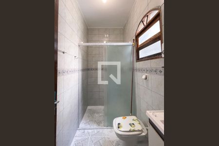 Banheiro Social de casa para alugar com 1 quarto, 200m² em Jardim Thelma, São Bernardo do Campo