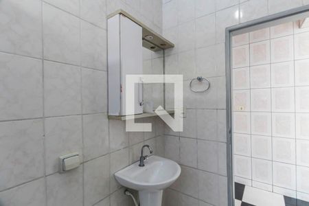 Banheiro de casa para alugar com 1 quarto, 70m² em Jardim Sapopemba, São Paulo