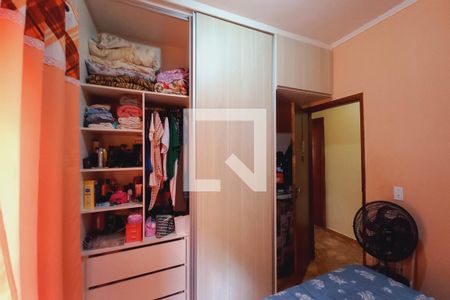 Quarto 2 de casa à venda com 4 quartos, 330m² em Jardim Santa Genebra, Campinas