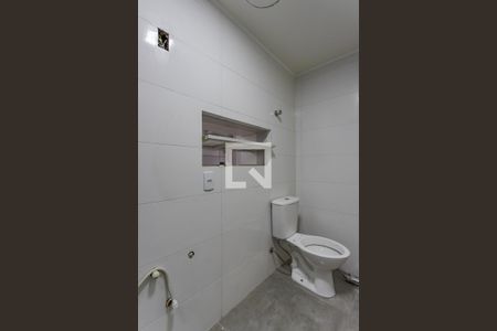 Banheiro de apartamento à venda com 2 quartos, 75m² em Bom Jesus, Porto Alegre