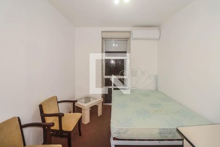 Quarto 2 de apartamento para alugar com 3 quartos, 92m² em Humaitá, Porto Alegre