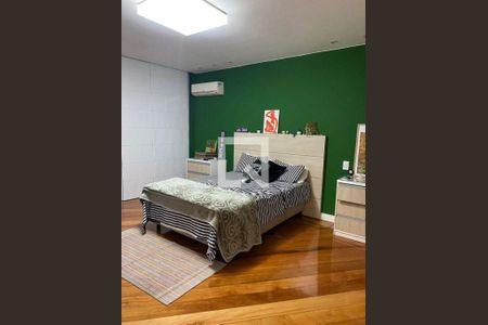 Apartamento à venda com 4 quartos, 400m² em Icaraí, Niterói