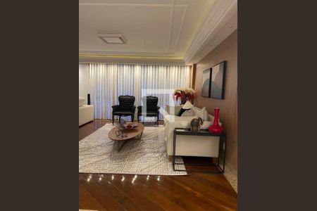 Apartamento à venda com 4 quartos, 400m² em Icaraí, Niterói