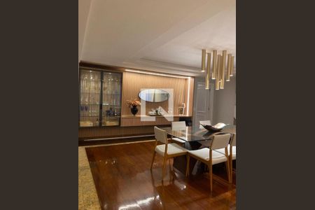 Apartamento à venda com 4 quartos, 400m² em Icaraí, Niterói