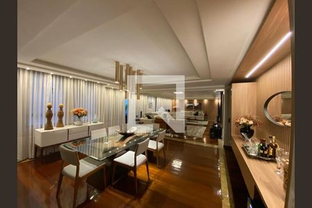 Apartamento à venda com 4 quartos, 400m² em Icaraí, Niterói