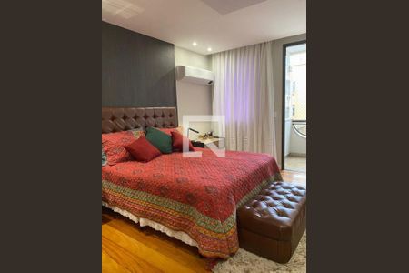 Apartamento à venda com 4 quartos, 400m² em Icaraí, Niterói