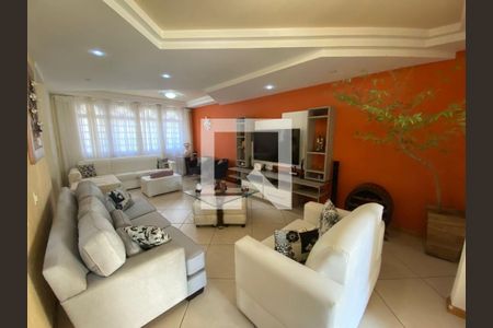 Casa à venda com 4 quartos, 361m² em Camboinhas, Niterói