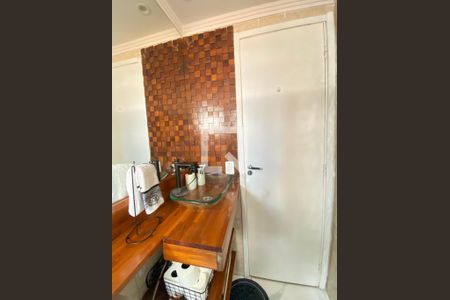 Banheiro de apartamento à venda com 2 quartos, 45m² em Ponte Grande, Guarulhos