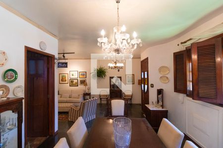 Sala de casa à venda com 3 quartos, 250m² em Cidade Universitária, Campinas